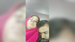 Dude seduces cute Desi auntie to have hot XXX for amateur camera | XXX Video on AllSex.XXX