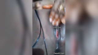 Horny MILF actively rubs and fingers her wet Desi twat for XXX vid | XXX Video on AllSex.XXX