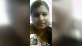 Horny male client jerks off to nude XXX tits of Desi MILF online | XXX Video on AllSex.XXX