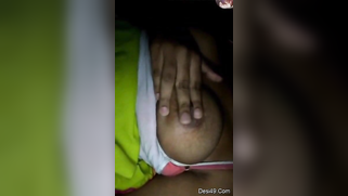 Wife shows how she XXX plays with her big Desi boobs on video call | XXX Video on AllSex.XXX