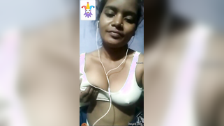 Desi webcam sweetie gladly shows off her tits for horny XXX client | XXX Video on AllSex.XXX