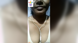 Desi webcam sweetie gladly shows off her tits for horny XXX client | XXX Video on AllSex.XXX