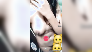 Hot XXX video call with lecherous Desi babe showing off her boobs | XXX Video on AllSex.XXX