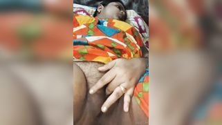 Fat MILF moans from intense XXX masturbation of her wet Desi twat | XXX Video on AllSex.XXX