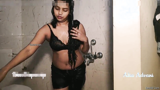 Desi girl gets all wet slowly taking off her clothes in XXX video | XXX Video on AllSex.XXX