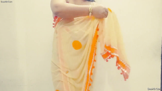 Desi fatty gets nude and plays with XXX vibrator as if it's a cock | XXX Video on AllSex.XXX