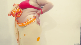 Desi fatty gets nude and plays with XXX vibrator as if it's a cock | XXX Video on AllSex.XXX