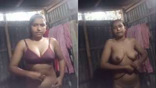 Lover watches and XXX records his village Desi GF taking a shower | XXX Video on AllSex.XXX