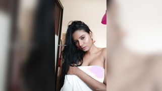 Amazing Desi gal XXX teases with her body hidden under the towel | XXX Video on AllSex.XXX