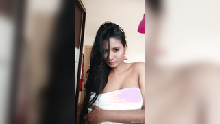 Amazing Desi gal XXX teases with her body hidden under the towel | XXX Video on AllSex.XXX