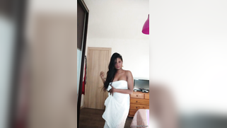 Amazing Desi gal XXX teases with her body hidden under the towel | XXX Video on AllSex.XXX