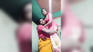 Dude wants to fuck his cute Desi girlfriend and XXX plays with her | XXX Video on AllSex.XXX