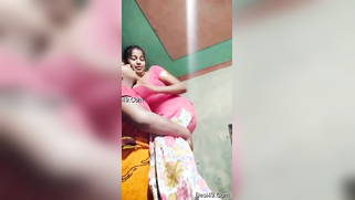 Dude wants to fuck his cute Desi girlfriend and XXX plays with her | XXX Video on AllSex.XXX