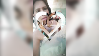 Famous Desi webcam XXX model teases with her perky boobs online | XXX Video on AllSex.XXX