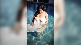 Famous Desi webcam XXX model teases with her perky boobs online | XXX Video on AllSex.XXX