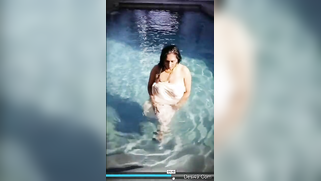 Famous Desi webcam XXX model teases with her perky boobs online | XXX Video on AllSex.XXX