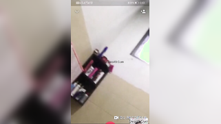 Pretty Desi call-girl takes a XXX bath online posing in a sexy way | XXX Video on AllSex.XXX