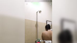 Pretty Desi call-girl takes a XXX bath online posing in a sexy way | XXX Video on AllSex.XXX