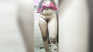 Sweet Desi XXX model poses all nude showing off her chubby body | XXX Video on AllSex.XXX