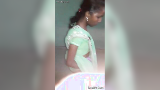 XXX whore in green sari can't hide from client who films her vagina | XXX Video on AllSex.XXX