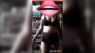 Sex model hides face but thinks viewers deserve to see natural boobs | XXX Video on AllSex.XXX