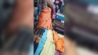 Sex video of naughty aunty who changes sari but doesn't show body | XXX Video on AllSex.XXX