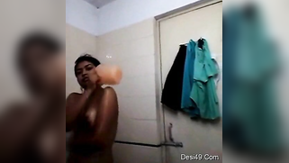 Desi whore goes to bathroom but takes camera to film her sexy body | XXX Video on AllSex.XXX