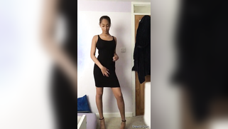 Indian woman with sexy body wears black dress that makes her look hot | XXX Video on AllSex.XXX