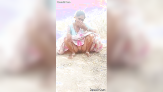 Indian man films sex movie of mom exposing pussy and pissing outdoors | XXX Video on AllSex.XXX