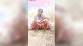 Indian man films sex movie of mom exposing pussy and pissing outdoors | XXX Video on AllSex.XXX