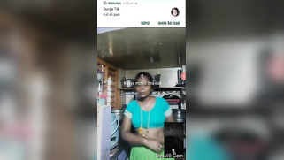 Aunty is so sexy in green sari that online friend pays her for talking | XXX Video on AllSex.XXX