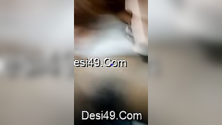 Pretty thin XXX wife plays with pussy posing naked in front of camera | XXX Video on AllSex.XXX