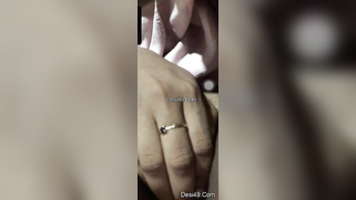 Sexy Desi girl films herself naked putting hand down there to rub clit | XXX Video on AllSex.XXX