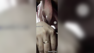 Sexy Desi girl films herself naked putting hand down there to rub clit | XXX Video on AllSex.XXX