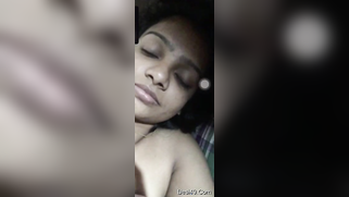 Sexy Desi girl films herself naked putting hand down there to rub clit | XXX Video on AllSex.XXX