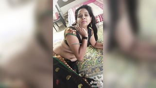 Desi mom doesn't open top but tits look amazing even being hidden | XXX Video on AllSex.XXX