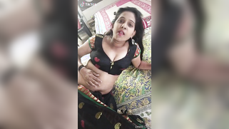 Desi mom doesn't open top but tits look amazing even being hidden | XXX Video on AllSex.XXX