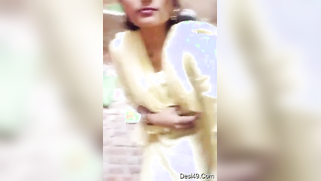 No nakedness but teasing by sex-addicted Desi aunty in front of camera | XXX Video on AllSex.XXX