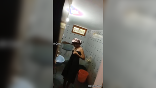 Desi skinny wears clothes and doesn't know about camera spying on her | XXX Video on AllSex.XXX