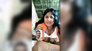Desi mom with beautiful hair exposes naked body upon man's request | XXX Video on AllSex.XXX