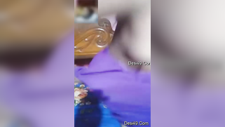 Desi love takes everything off and focuses on snatch in nude show | XXX Video on AllSex.XXX