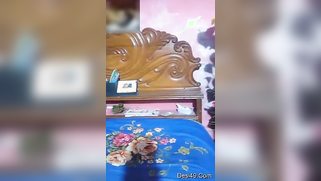 Desi love takes everything off and focuses on snatch in nude show | XXX Video on AllSex.XXX