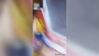 Desi love takes everything off and focuses on snatch in nude show | XXX Video on AllSex.XXX