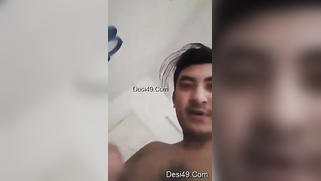 Aroused cameraman does it with Desi girlfriend and cums in no time | XXX Video on AllSex.XXX