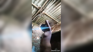 Pretty Indian girl takes clothes off and poses naked in front of cam | XXX Video on AllSex.XXX