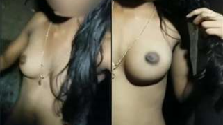 Desi chick doesn't feel shy to film herself with no clothes at all | XXX Video on AllSex.XXX