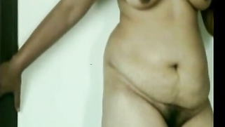 Aunty from India with saggy boobs isn't shy to stay naked before cam | XXX Video on AllSex.XXX