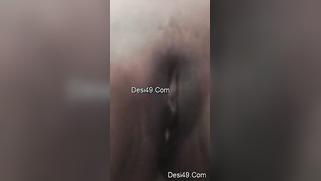 Solo sex show of amazing Desi mom who exposes pussy and touches it | XXX Video on AllSex.XXX