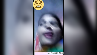 Married Desi mom with pierced nostril is going to show body to fans | XXX Video on AllSex.XXX