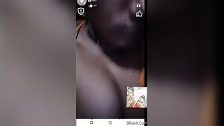 Desi mom covers tits with sari and teases viewers with the naked part | XXX Video on AllSex.XXX